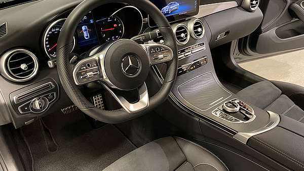 Mercedes C220d Coupe AMG Line Designo Foto 25