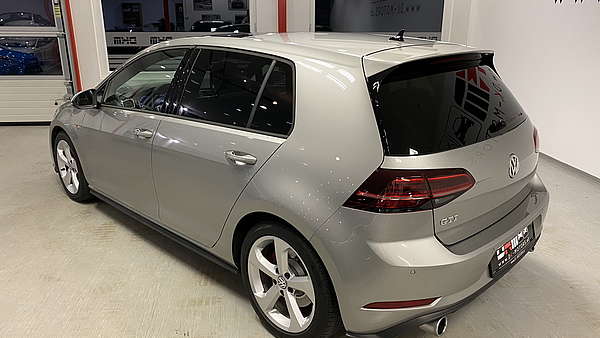 VW Golf 7 GTI Facelift Foto 2