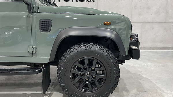 Land Rover Defender 110 Station Wagon E 2,2 Foto 9