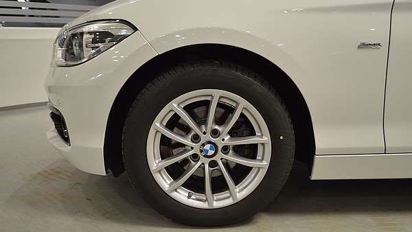 BMW 118d Facelift Automatik Sport Line Foto 10