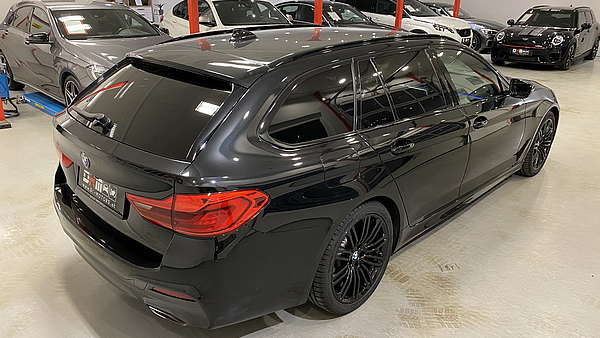 BMW 520d xDrive Autm. Touring M-Paket (G31) Foto 14