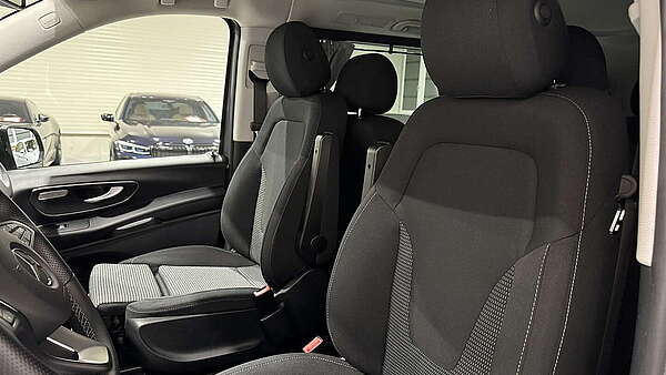 Mercedes V220d 4Matic lang Marco Polo Activity Foto 16