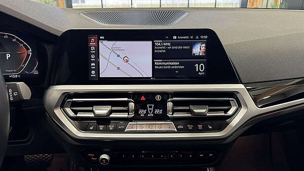 BMW 320i Touring (G21) Sport Line Aut. Foto 22