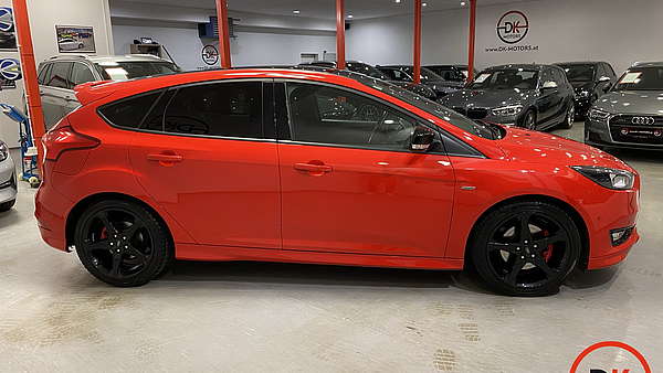 Ford Focus 1,5 Eco Boost ST-Line MK3 Foto 5