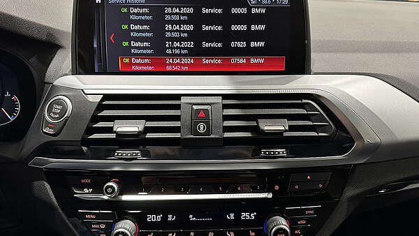 BMW X4 20d xDrive Autm. Advantage Foto 36