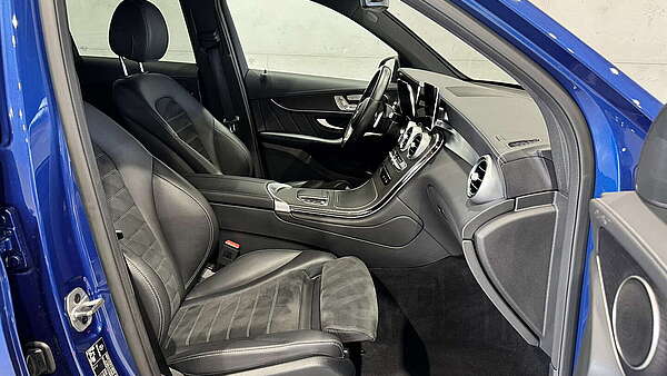 Mercedes GLC220d 4Matic AMG-Line Spektralblau Foto 19