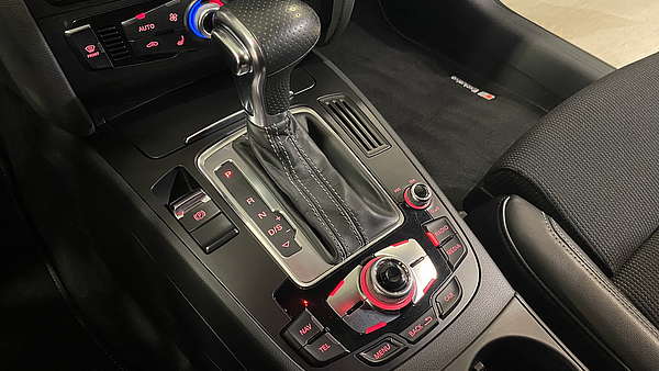 Audi A5 SB 2.0 TDI Quattro 2016 schwarz Foto 16