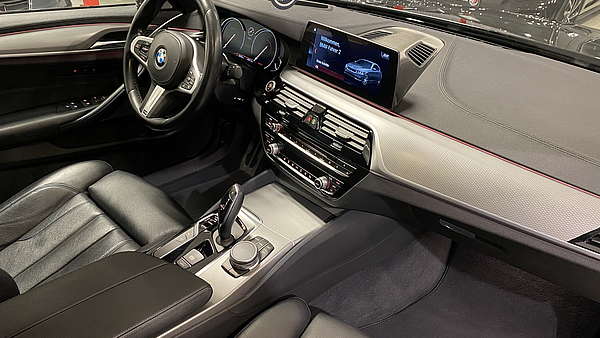 BMW 530d xDrive M-Paket G30 Limousine Foto 20