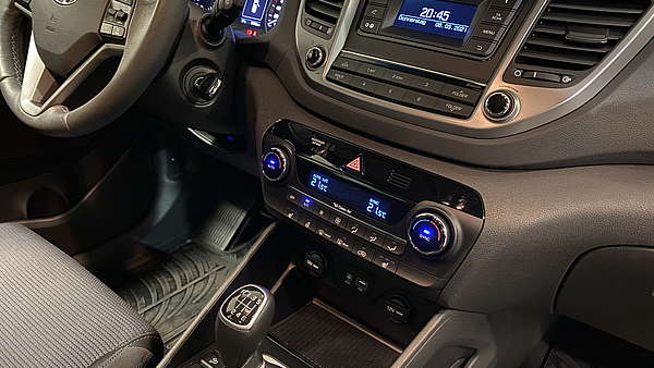 Hyundai Tucson 2.0 CDRI Premium 4WD Foto 13