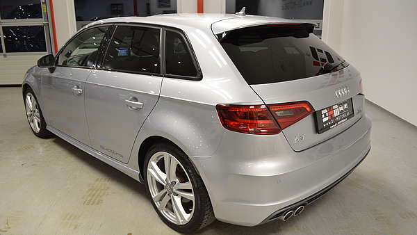 Audi A3 Sportback Sport Quattro S-Tronic 2.0 TDI Foto 3