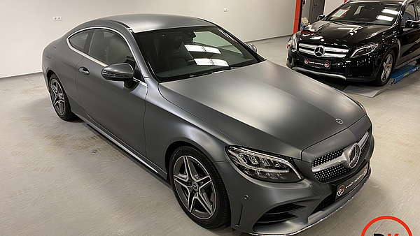 Mercedes C220d Coupe AMG Line Designo Foto 5