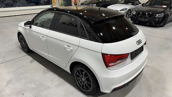 Audi A1 Sportback 1,4 TFSI S-Tronic S-Line Foto 4