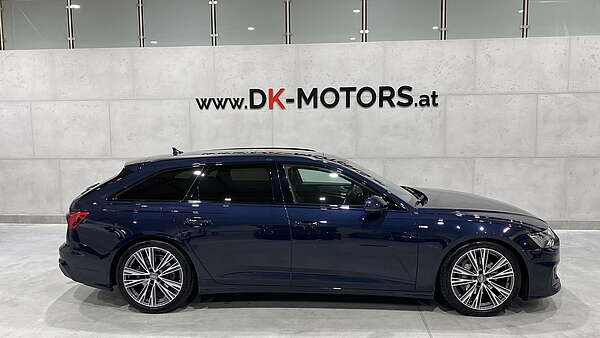 Audi A6 Avant 45 TDI Sport Quattro S-Line Firmamentblau Foto 0