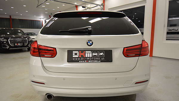 BMW 318d Touring Automatik (Facelift) Foto 3