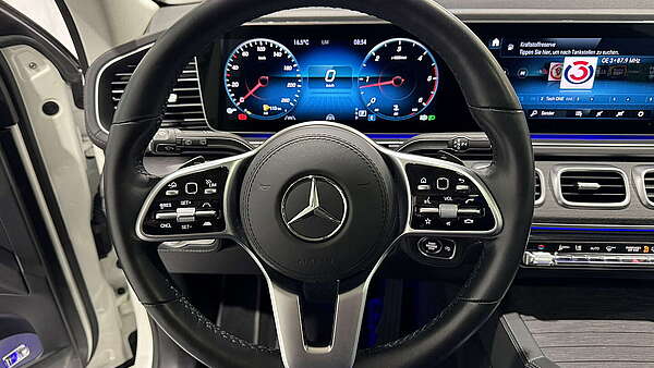 Mercedes GLE 400d 4Matic Aut. AMG Line Diamantweiß Foto 30