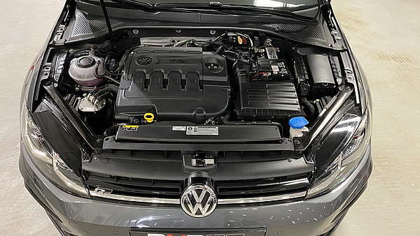 VW Golf 7 TDI 4-Motion R-Line DSG (Facelift) Foto 22