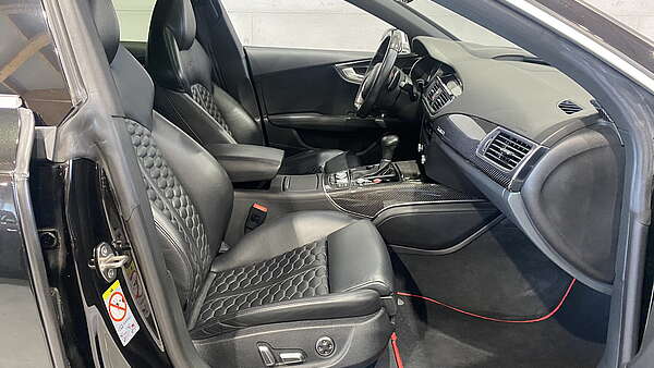 Audi RS7 Sportback 4.0 TFSI quattro S-Tronic Foto 20