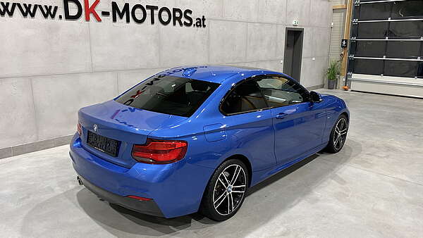 BMW 220d xDrive Coupe Autm. M-Paket Estoril Blau Foto 2