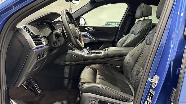 BMW X6 30d xDrive G06 M-Sport Riverside Blau Foto 18
