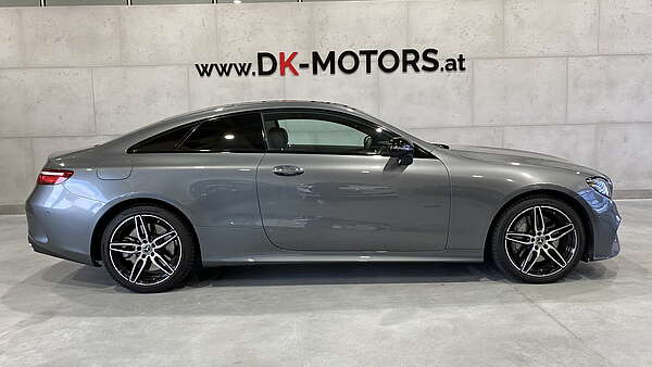 Mercedes E450 4Matic Coupe AMG Line Foto 0