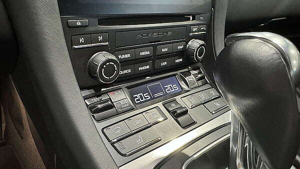 Porsche 911   991.2    Carrera 4 PDK (ohne OPF) Foto 31