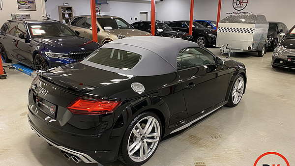 Audi TTS Roadster S-Tronic Foto 16