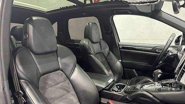 Porsche Cayenne II Aut. Platinum Edition Diesel Foto 15