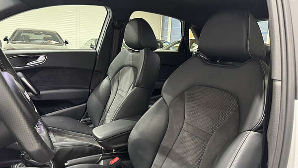 Audi A1 Sportback 1,4 TFSI S-Tronic S-Line Foto 11