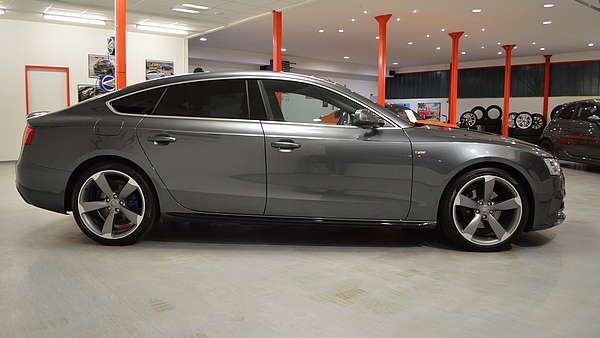 Audi A5 SB S-Line grau quattro Foto 5