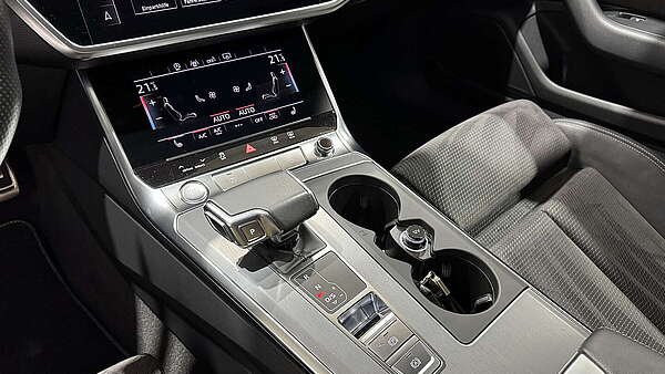 Audi A6 Avant 45 TDI Sport Quattro S-Line Mythos Schwarz Foto 19