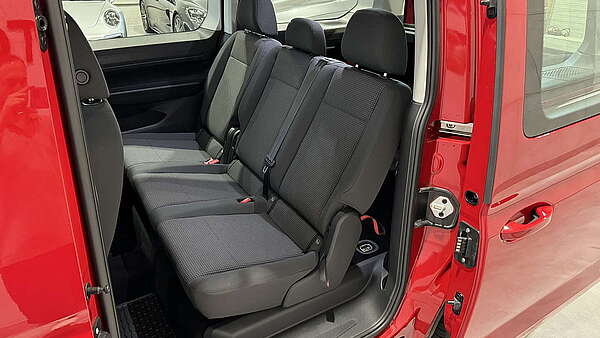 VW Caddy Maxi 2.0 TDI 4Motion 2021 Foto 18