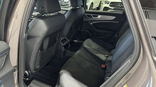Audi A6 Avant 40 TDI Sport Quattro Sohobraun 2021 Foto 17