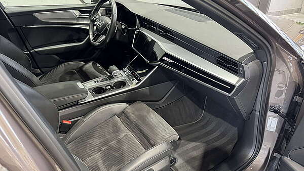 Audi A6 Avant 40 TDI Sport Quattro Sohobraun 2021 Foto 18