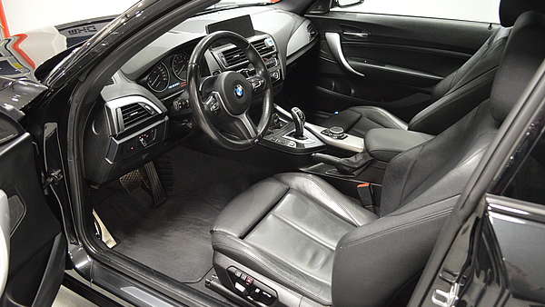 BMW M235i xDrive Foto 9