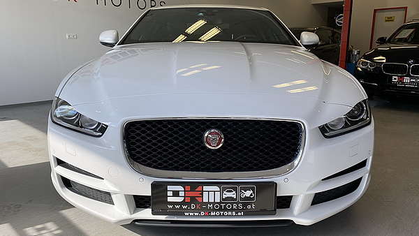 Jaguar XE 20d E-Performance Prestige Autom. Foto 6