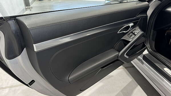 Porsche 911   991.2    Carrera 4 PDK (ohne OPF) Foto 22