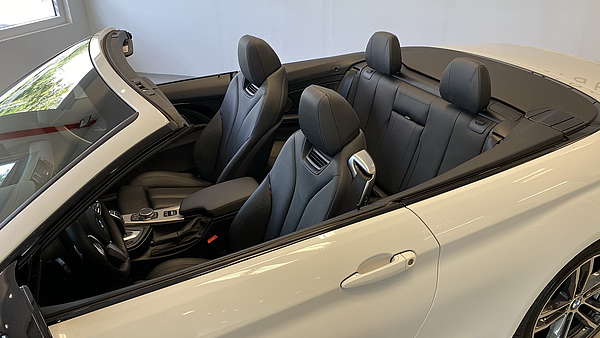 BMW 440i xDrive Cabrio M-Paket Foto 21