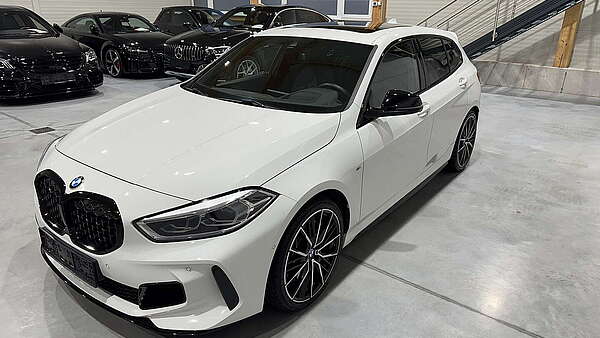 BMW M135i xDrive F40 Performance Foto 5