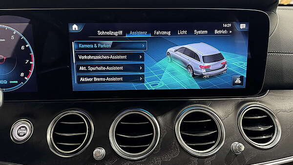 Mercedes E53 AMG T-Modell 4 Matic + Foto 35