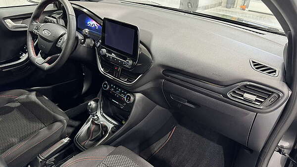 Ford Puma ST-Line Foto 16