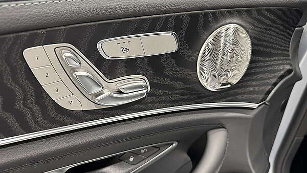 Mercedes E53 AMG T-Modell 4 Matic + Foto 19