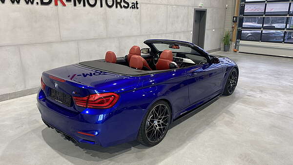 BMW M4 Cabrio LCI DKG Competition Foto 2