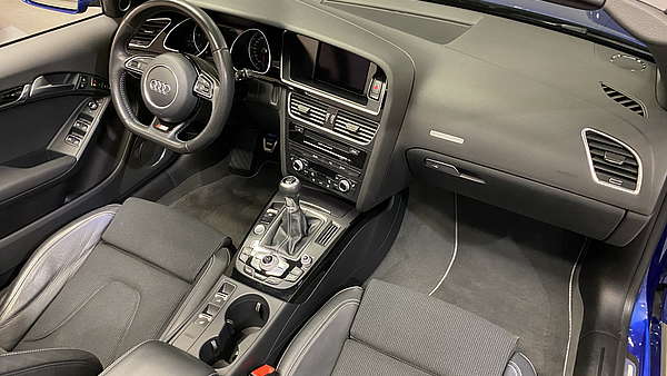 Audi A5 Cabrio 2.0 TDI quattro S-Line Foto 24