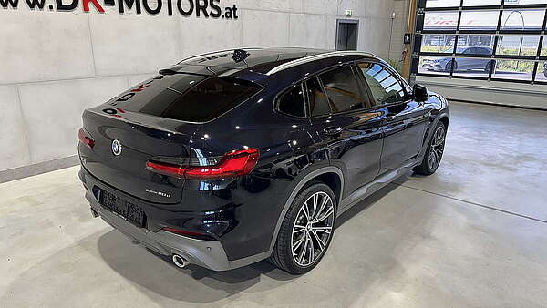 BMW X4 20d xDrive M-Sport X Foto 2