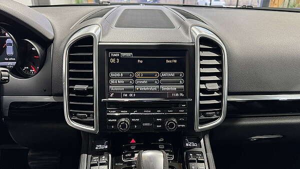Porsche Cayenne II FL 3.0 Diesel Sport Design Foto 26