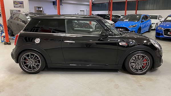 Mini Cooper Hatch John Cooper Works 2018 Foto 5