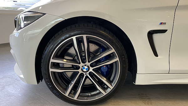 BMW 440i xDrive Cabrio M-Paket Foto 18