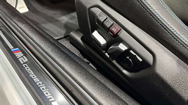 BMW M2 Competition DKG Originalzustand Foto 13