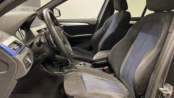 BMW X1 xDrive 20i M Sport Autom. Foto 14