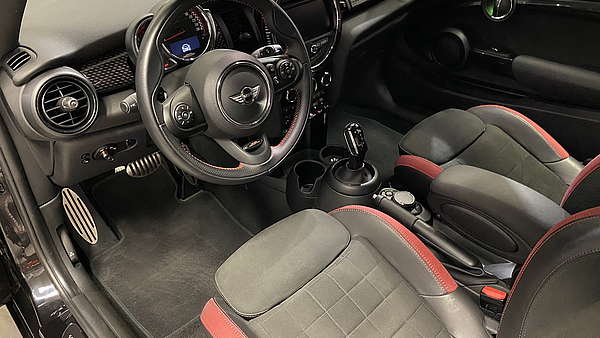 Mini Cooper Hatch John Cooper Works 2018 Foto 12